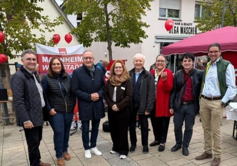 Dr. Stefan Fulst-Blei, Isabel Cademartori, Andreas Stoch, Daniela Schiermeier, Lothar Mark, Dr. Claudia Schöning-Kalender, Dr. Sebastian Camarero und Jürgen Anselmann